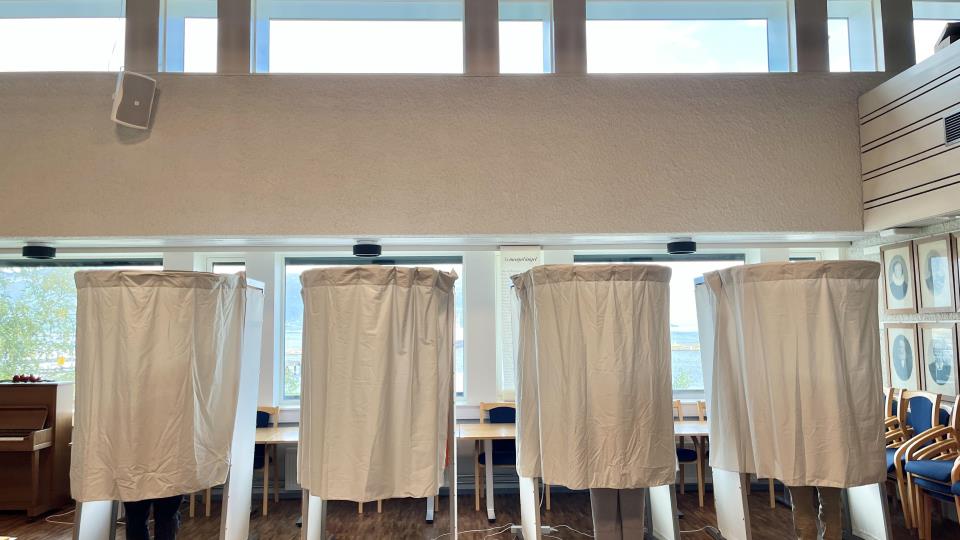 Lenkje til artikkel: Vurderer å gjere det fast med éin valkrins – vil høyre di meining