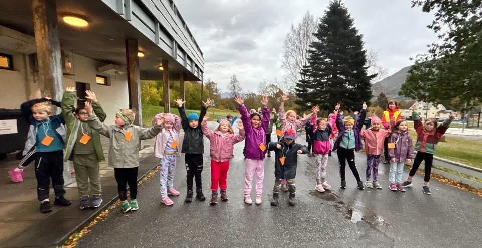 Lenkje til artikkel: Hareid-skulane best i fylket under TV-aksjonen!